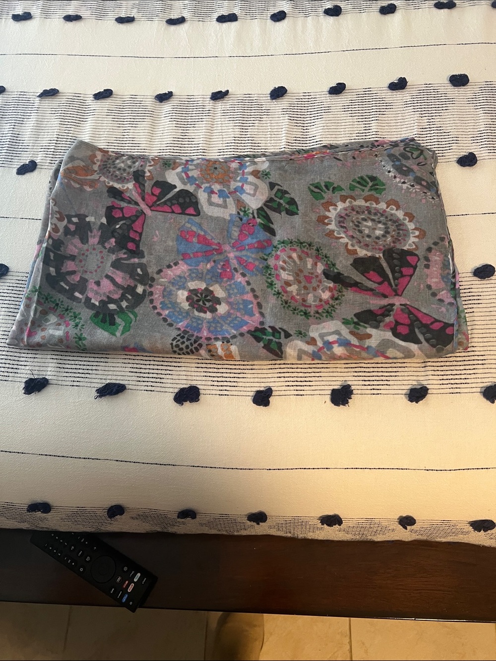 Floral Print Gray Clutch Bag